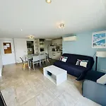 Mas Saint-ange Bed & Breakfast 4*