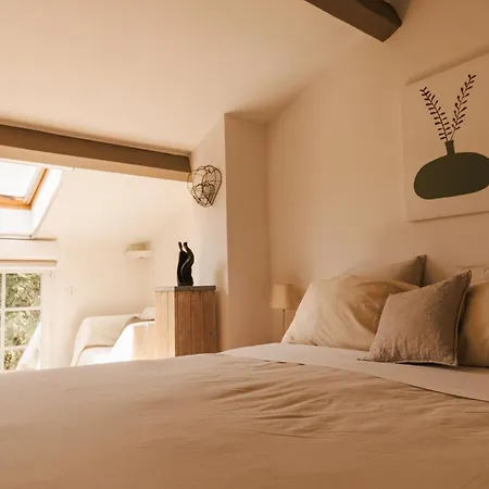 Mas Saint-ange Bed & Breakfast