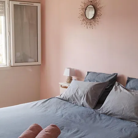 Mas Saint-ange Bed & Breakfast 4*