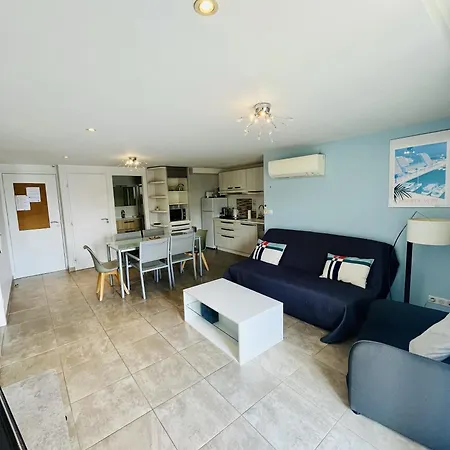 Mas Saint-ange Bed & Breakfast 4*