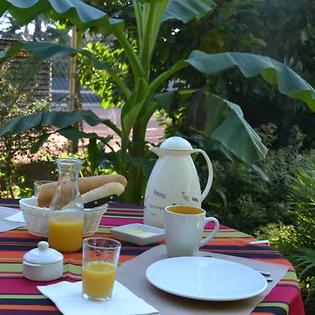 Mas Saint-ange Bed & Breakfast