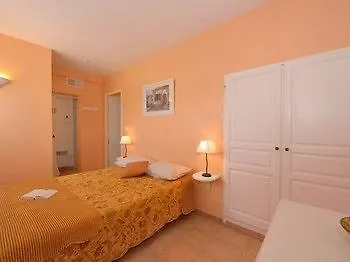 Mas Saint-ange Bed & Breakfast