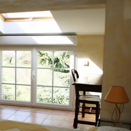 Mas Saint-ange Bed & Breakfast